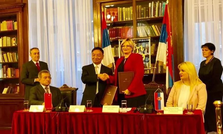 银联国际与澳大利亚旅游局签署合作备忘录 提升“十一”赴澳游客跨境支付体验
