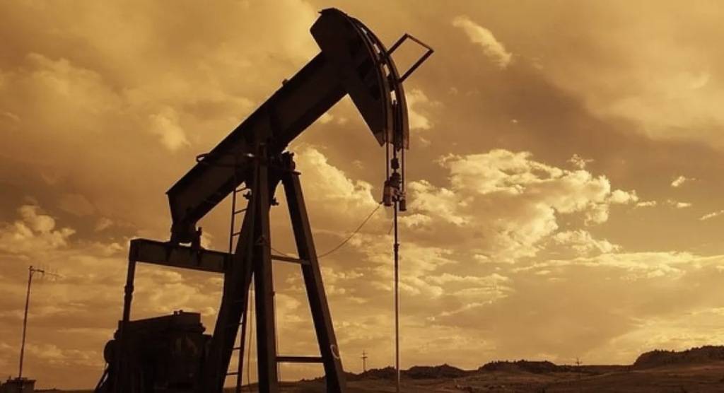 特朗普试图尽快达成和平协议 油价承压下行